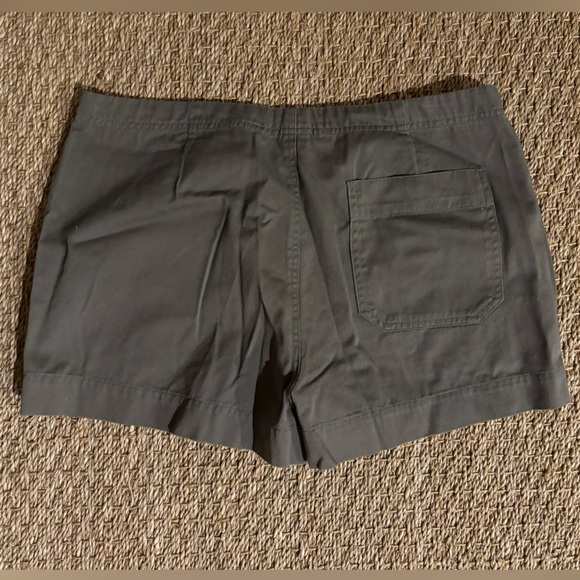 SO Shorts - Picture 3 of 7